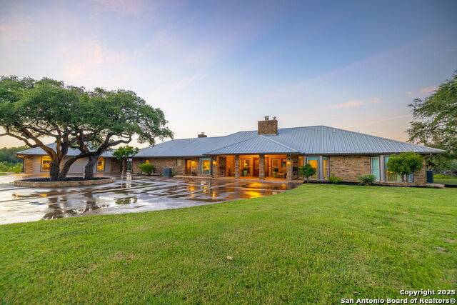 871 Chimney Valley Rd Property Photo 4