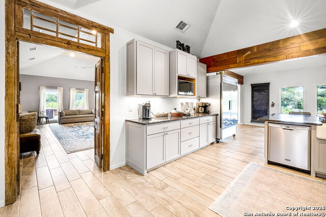 871 Chimney Valley Rd Property Photo 11