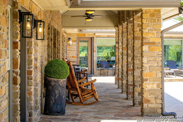 871 Chimney Valley Rd Property Photo 28