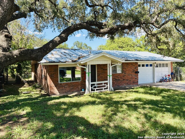 710 Lake Property Photo 1