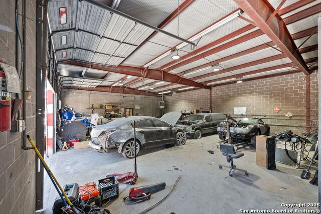 911 Viendo Property Photo 10
