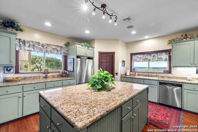 247 Huntleigh Rd Property Photo 9