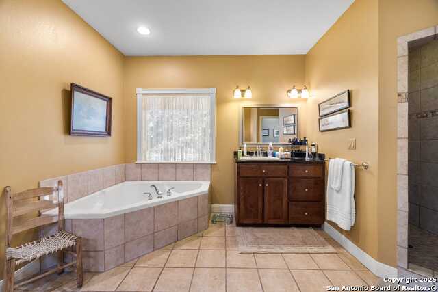 247 Huntleigh Rd Property Photo 27