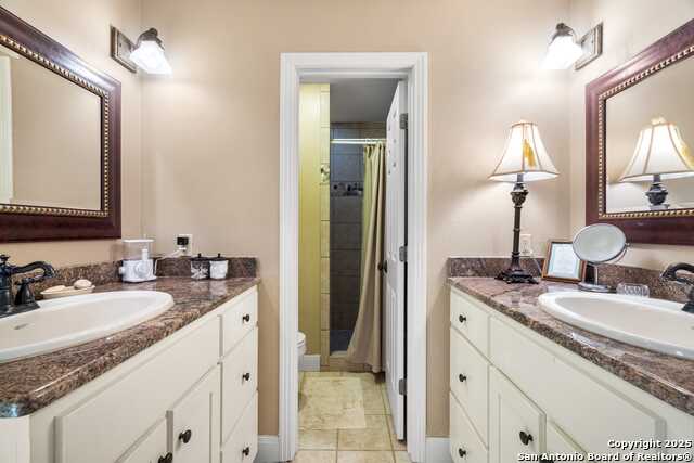 247 Huntleigh Rd Property Photo 37