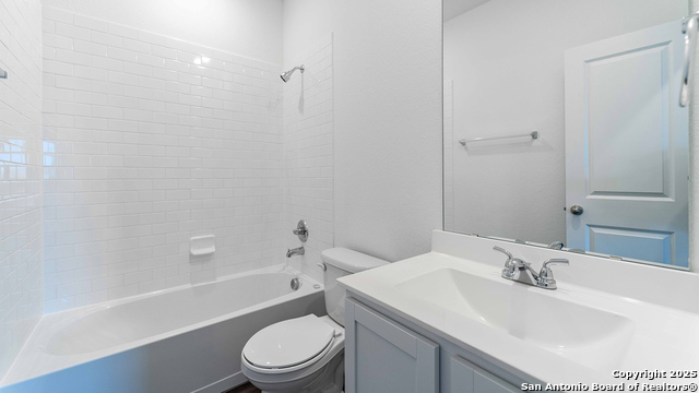 3014 Heidfeld Ln Property Photo 10
