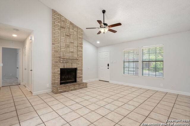 7415 Pebblewood Property Photo 8