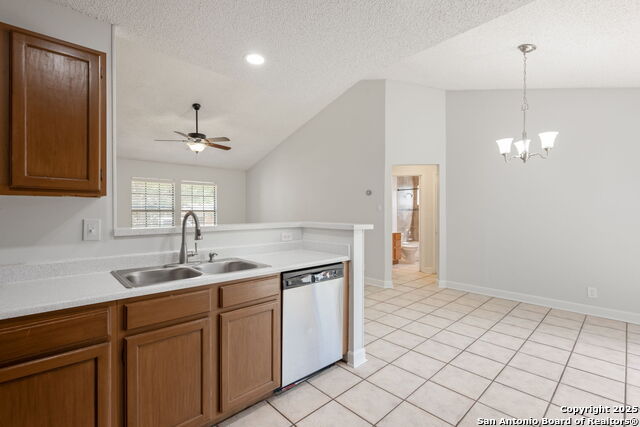 7415 Pebblewood Property Photo 13