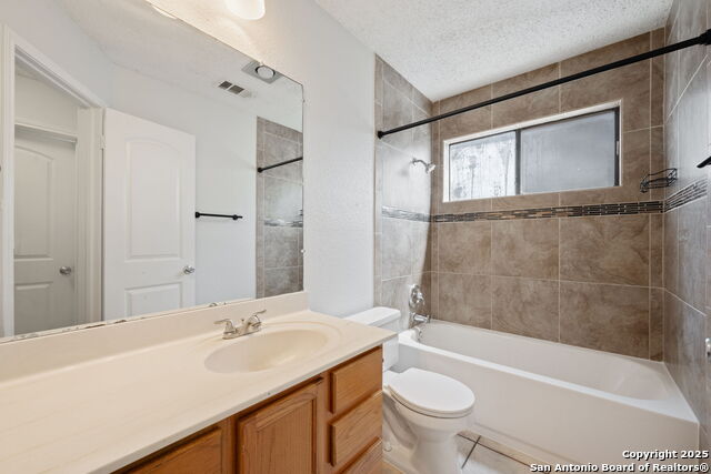 7415 Pebblewood Property Photo 23