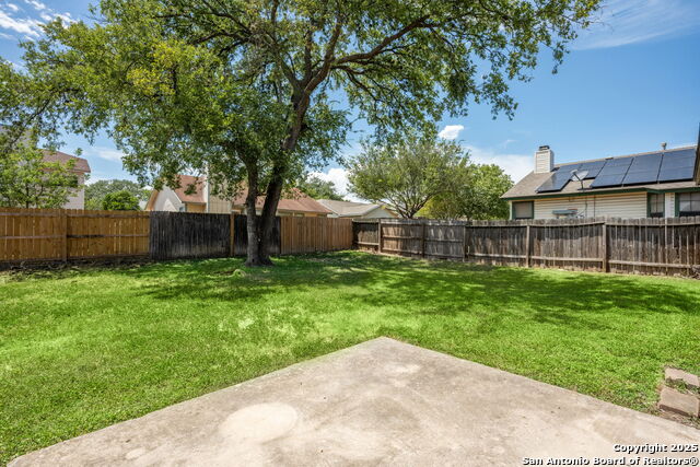 7415 Pebblewood Property Photo 27