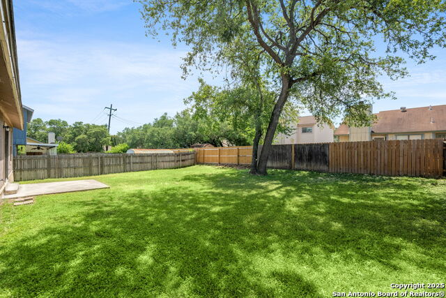 7415 Pebblewood Property Photo 30