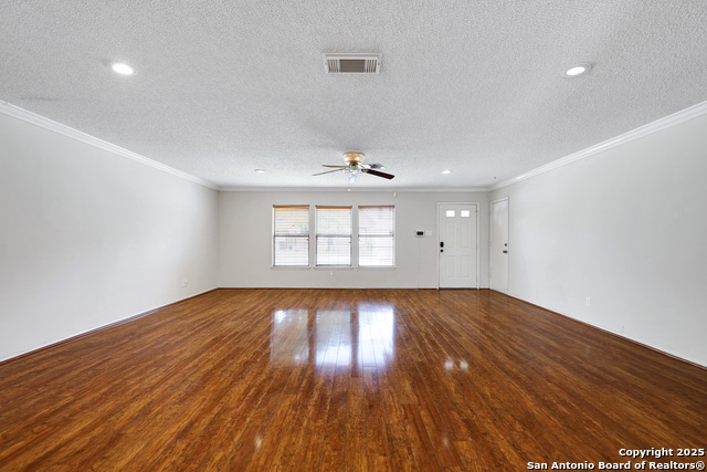 8131 Bent Meadow Property Photo 6