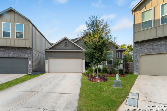 14850 Maverick Ave Property Photo 1