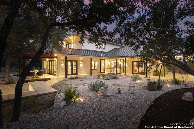 2900 STAGECOACH RANCH LOOP