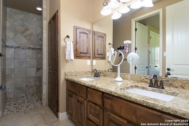 113 Eden Crossing Property Photo 25