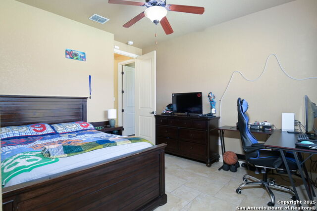 113 Eden Crossing Property Photo 31