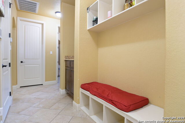 113 Eden Crossing Property Photo 34