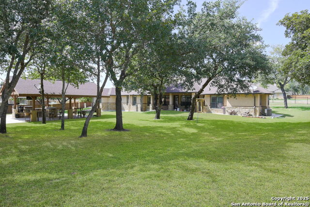 113 Eden Crossing Property Photo 37