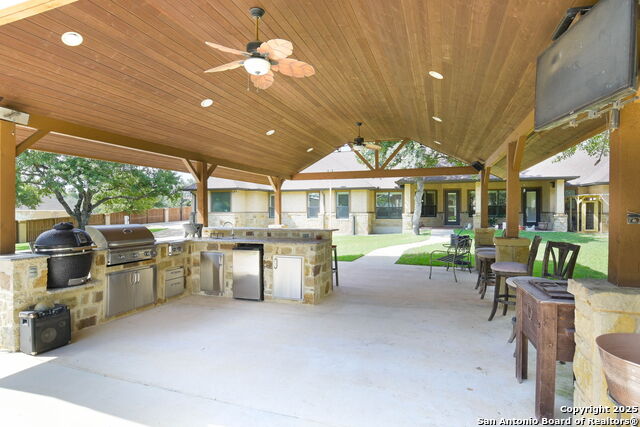 113 Eden Crossing Property Photo 39