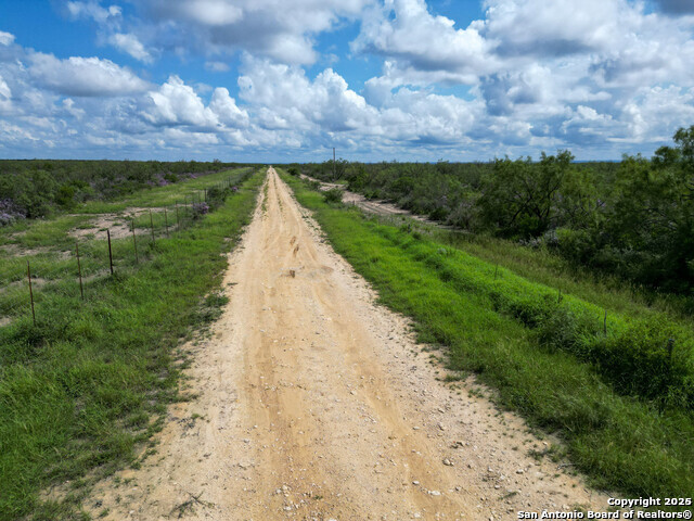 3 N Private Rd 9007 Property Photo 8