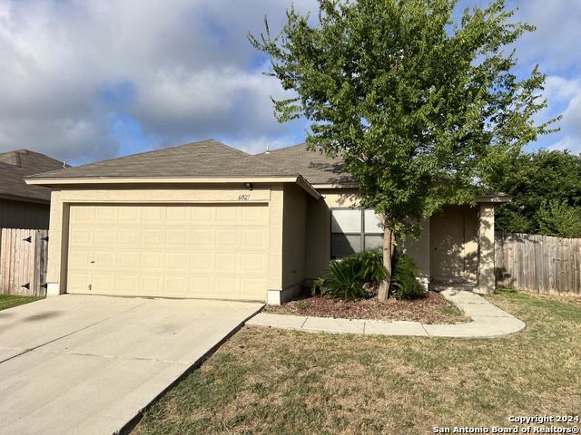 6027 Walnut Mill Dr Property Photo 1