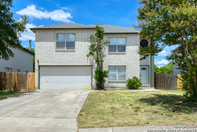5426 Senisa Springs Property Photo 1