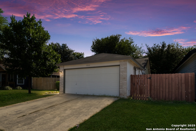 7260 Hardesty Property Photo 1