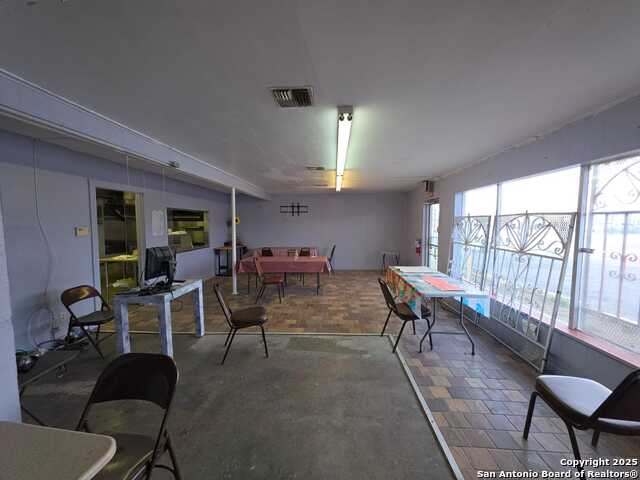 1855 Rigsby Property Photo 9