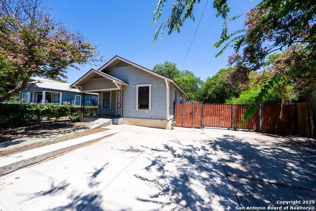 2611 Martin Property Photo 2