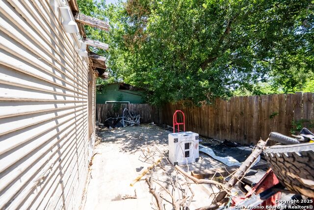 2611 Martin Property Photo 27