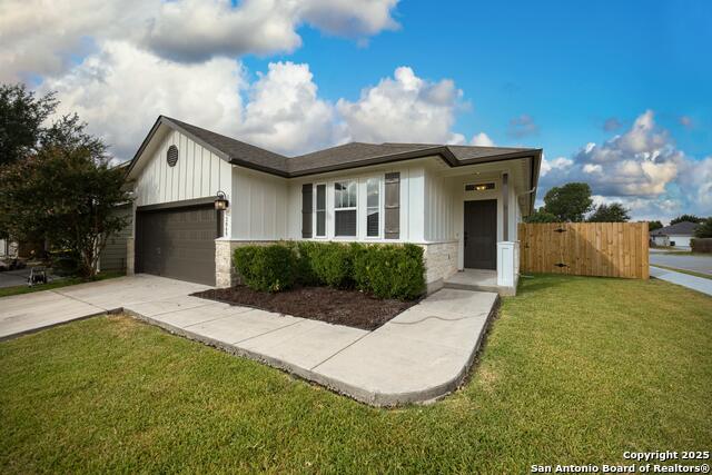 3949 Whisper Pt Property Photo 1