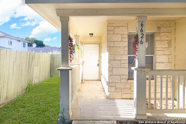 6626 Walnut Valley Dr Property Photo 2