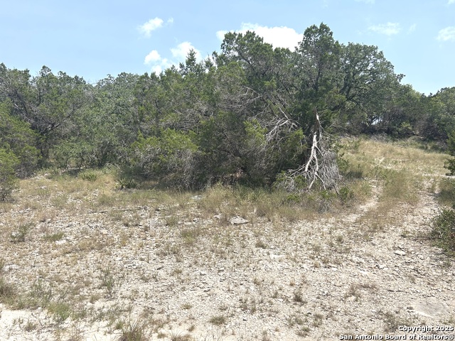 16 Contour Dr Property Photo 1
