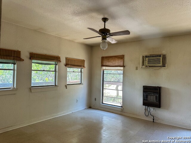 810 12th Property Photo 11