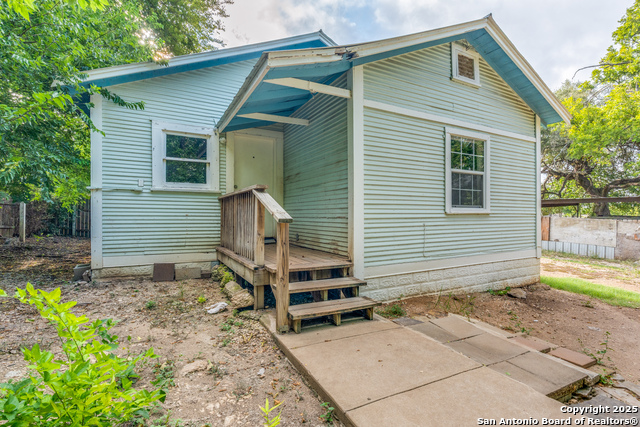 712 S Austin Property Photo 18