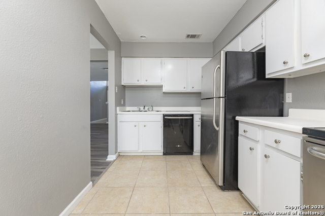 100 Lorenz Property Photo 7