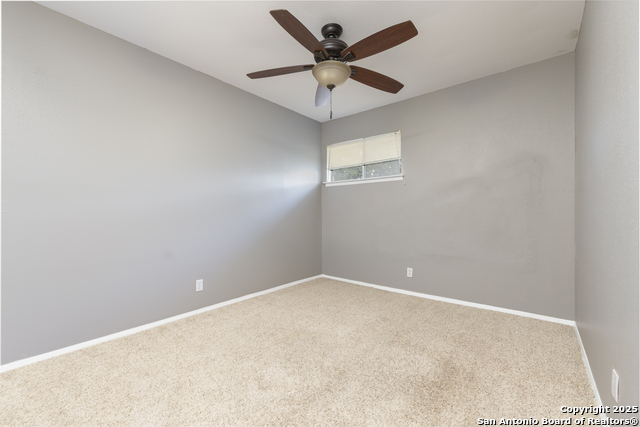 100 Lorenz Property Photo 9
