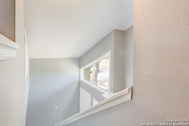 100 Lorenz Property Photo 19