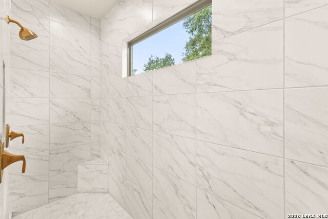429 Eider Cove Property Photo 21