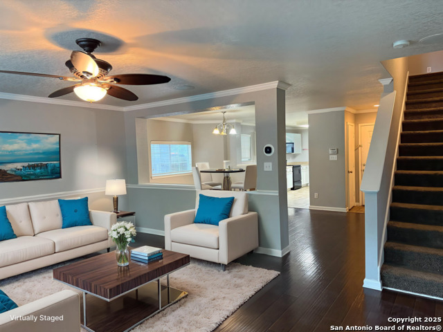 4906 Royal Stable Property Photo 1