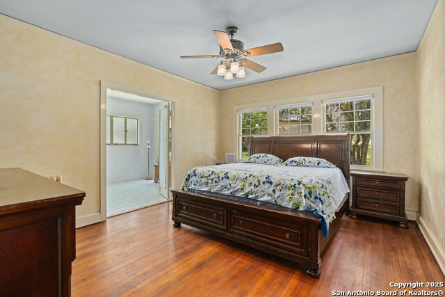 5351 Fredericksburg Property Photo 24