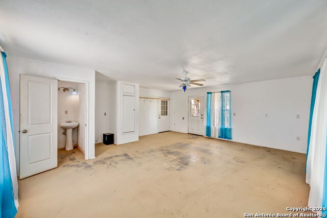 106 Hickory Cir Property Photo 23