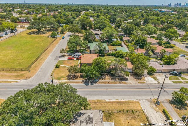 2362 W Gramercy Pl. Property Photo 1