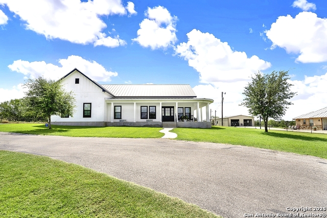 149 County Road 256 Property Photo 1