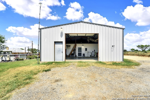 149 County Road 256 Property Photo 33