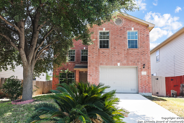 9746 Crescent Moon Property Photo 1
