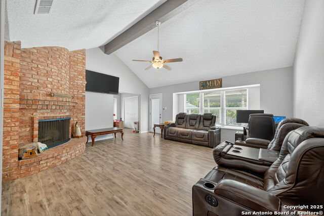 3413 Foxbriar Property Photo 6