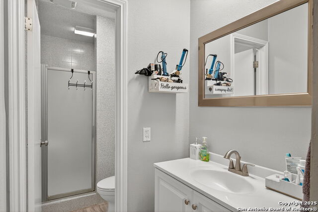3413 Foxbriar Property Photo 22