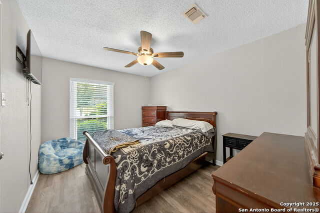3413 Foxbriar Property Photo 25