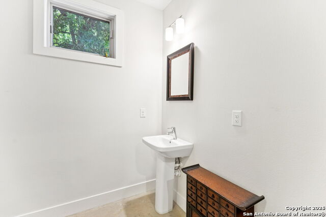 135 Cedar Street Property Photo 6