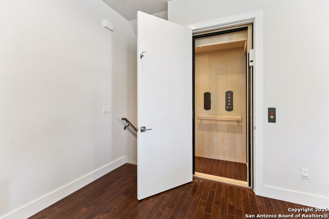 135 Cedar Street Property Photo 9